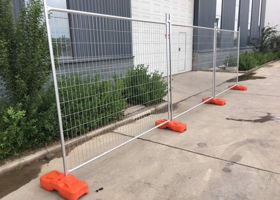 Hot Dip Galvanised 2.1x2.4m Temporary Steel Fencing For Construction Site