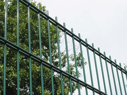 ISO-2001 6ft Tall Welded Wire Mesh Fencing With PVC Coated