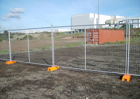 Anti Climb Temporary Barricade Fence , 1.8x2.4m Movable Temporary Fence