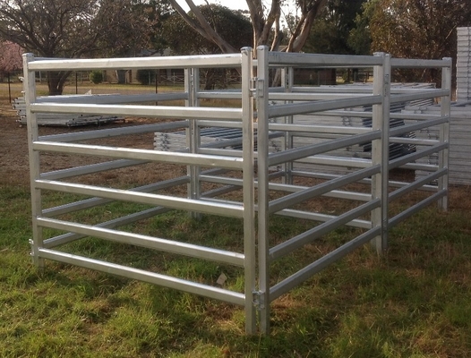 Galvanized Steel Farm 1.8x3.37m Livestock Fencing Panels And Gates